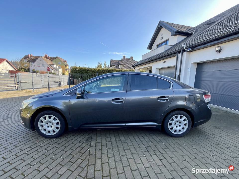 Toyota Avensis 18 Premium Szczecin