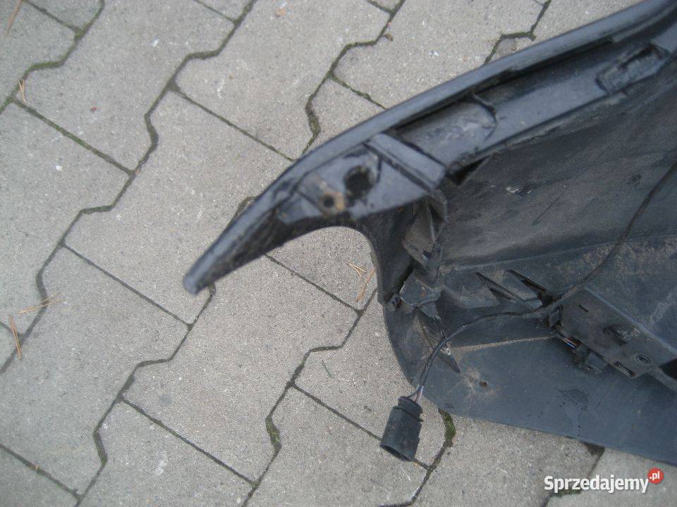 seat altea 0409r zderzak tył tylni czarny