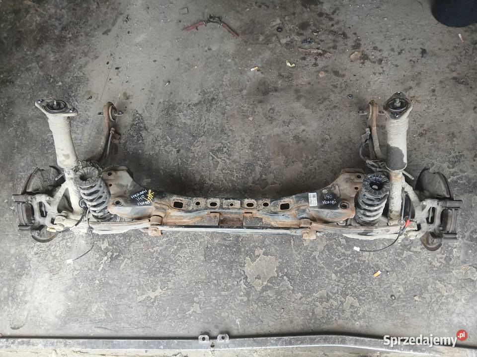Belka zawieszenia oś tylna Hyundai i40 kombi Rok produkcji 2012 Radłów