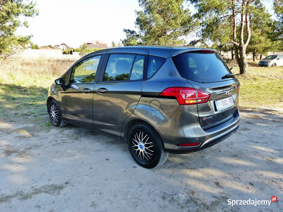 Ford B 10 EBTITANIUMKlimaElektrykaGrzSzybaMały nieuszkodzony