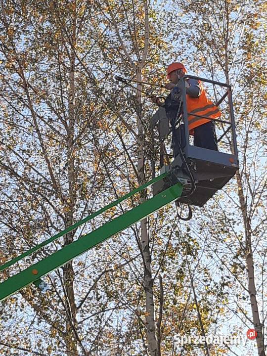 Podnosnik koszowy na przyczepce zwyżka Frączki