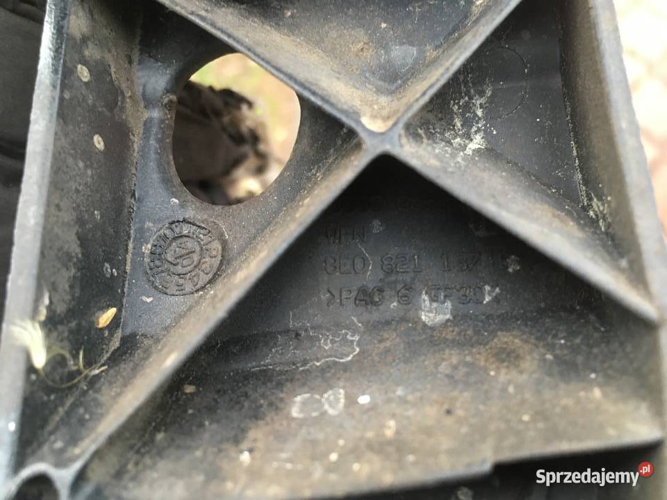 Audi A4 B6 Wspornik błotnika mocowanie B7 Przytyk