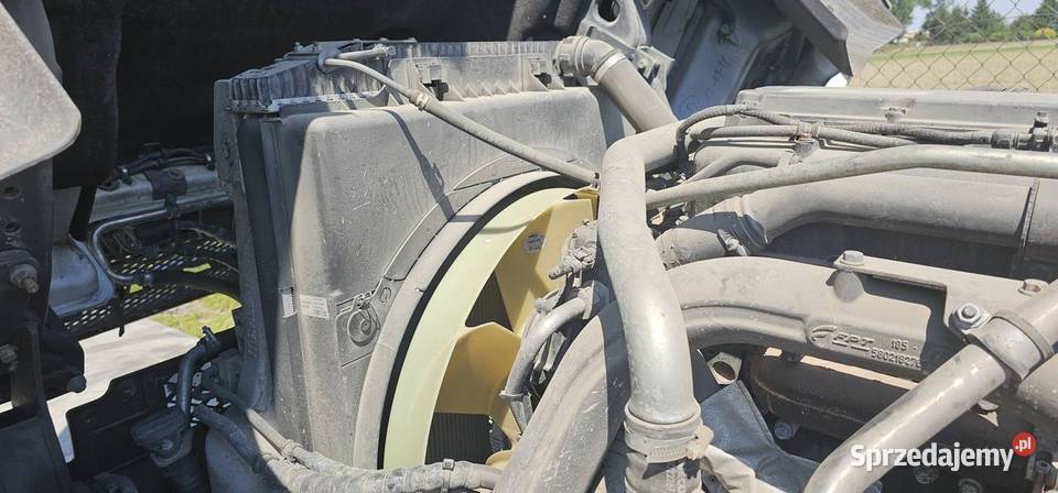 KOMPLET CHŁODNIC IVECO STRALIS AS440STP LNG 2019 osobowe Pozostałe Lipno