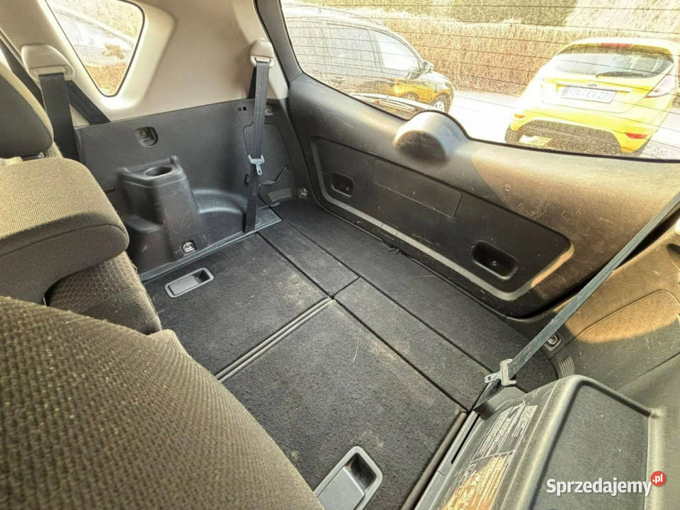 Toyota Corolla Verso Toyota Corolla Verso Rok produkcji 2005 Przasnysz