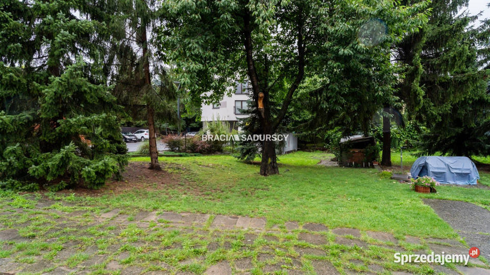 sprzedaży kamienicy Kraków Płaszowska 300m2