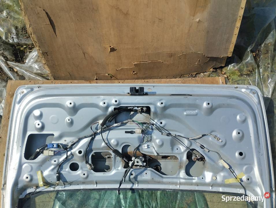 klapa bagażnika toyota corolla e12 kombi Klapy bagażnika Gniew