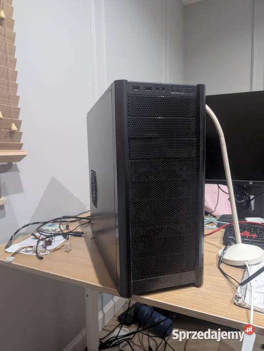 Obudowa PC Antec 300 sprzedam