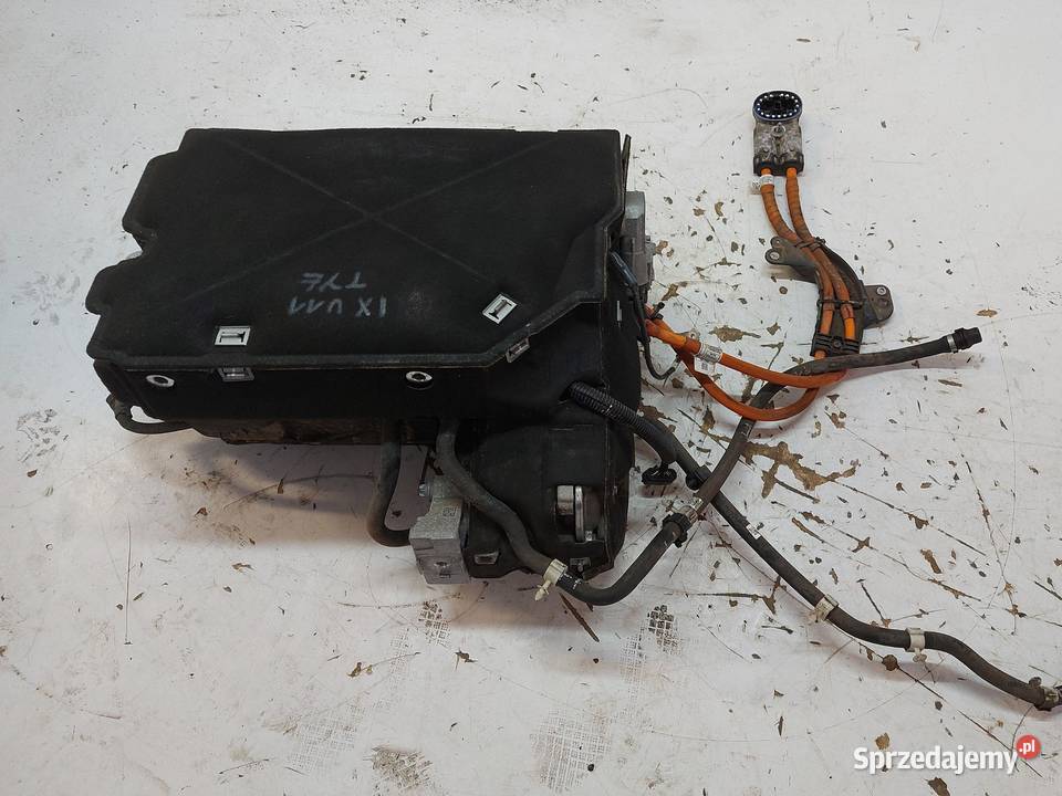 BMW iX1 X1 U11 Silnik elektryczny napęd tył Mechanizmy opuszczania szyb