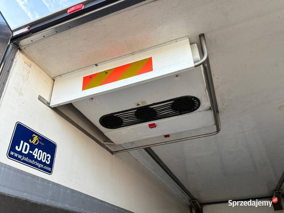 Chlodnia 3 osiowa Man 688963km mazowieckie