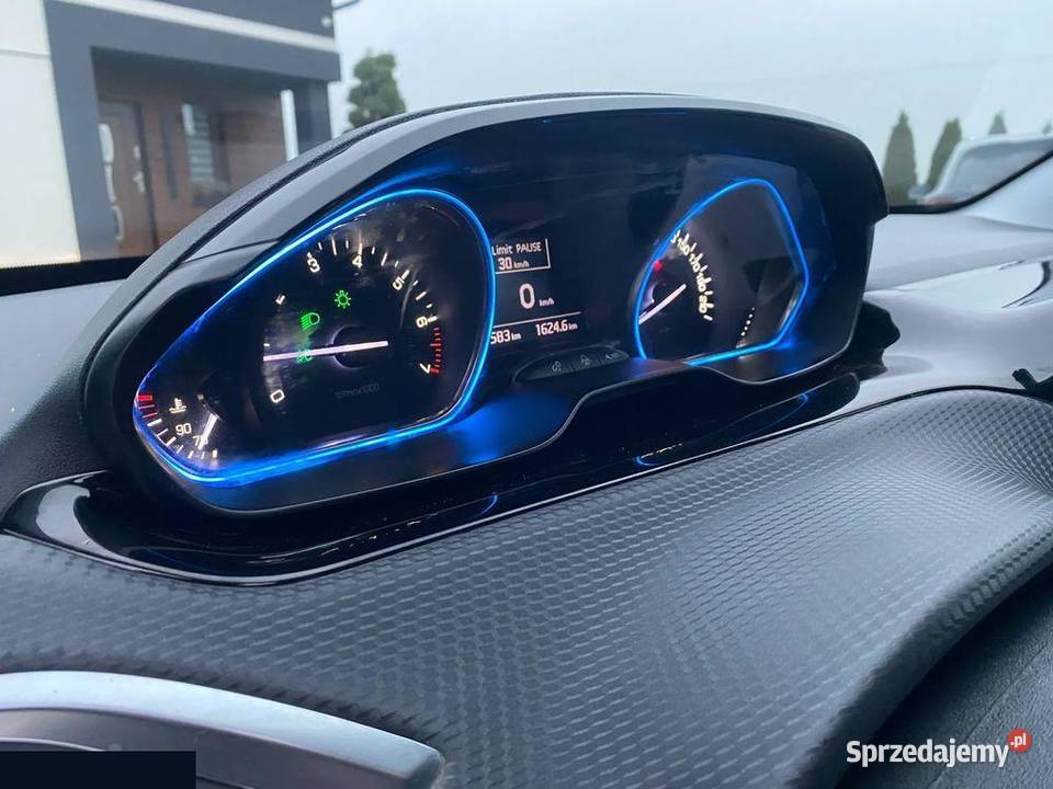 Peugeot 2008 12 PureTech 110 Allure 2016r kujawsko-pomorskie Grudziądz