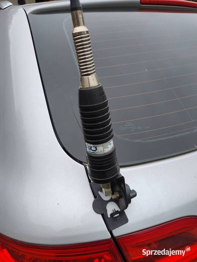 President Harry III z uchwytem antena Mega Będzin