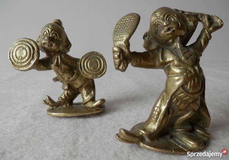 Unikatowy dekoracyjny komplet figurek klaunów z Szczecinek