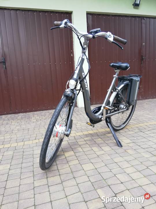 Rower elektryczny Giant Twist na 2 baterie