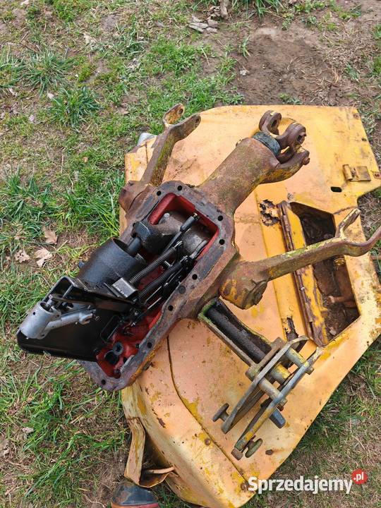 Podnośnik MF3 MF4 3165r 135 165 235 255