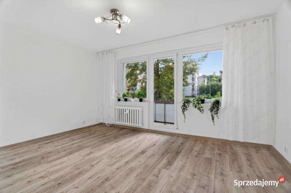 4 pokoje oddzielna kuchnia balkon w centrum parter zachodniopomorskie Gryfino