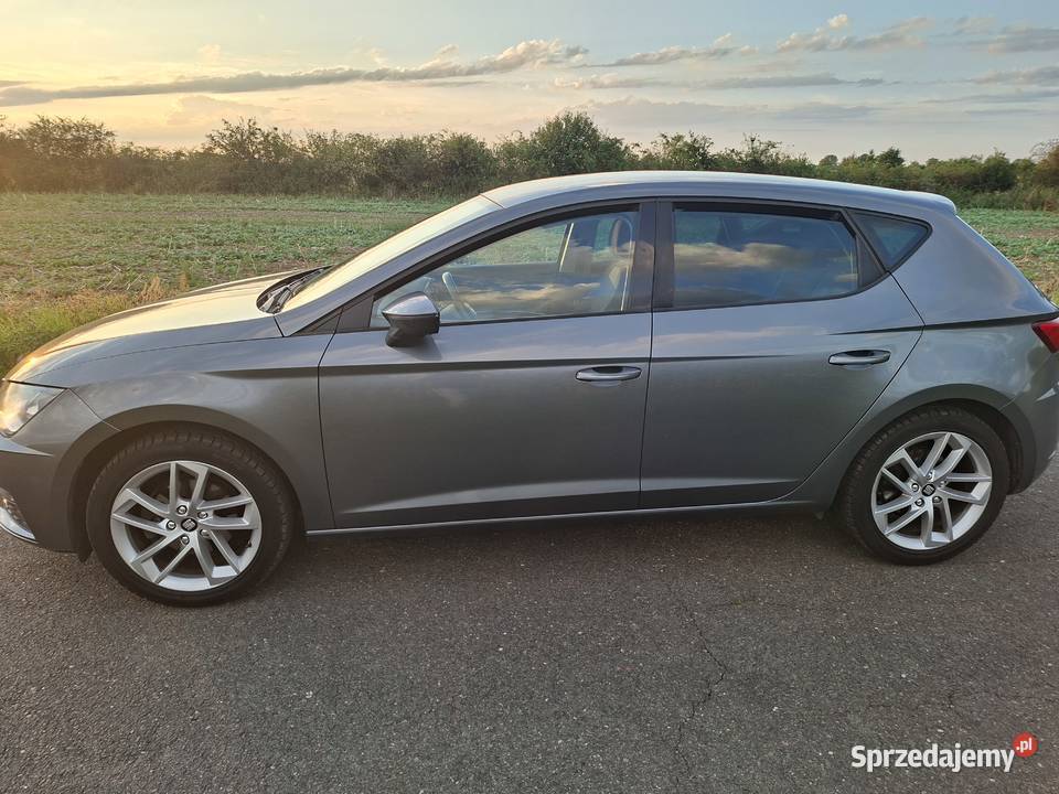 Leon 12tsi 110 2017 super stan bogata wersja nieuszkodzony Leon Seat Jarocin
