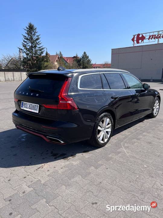 Volvo V60 D3 Momentum Pro 20D 150 Koło