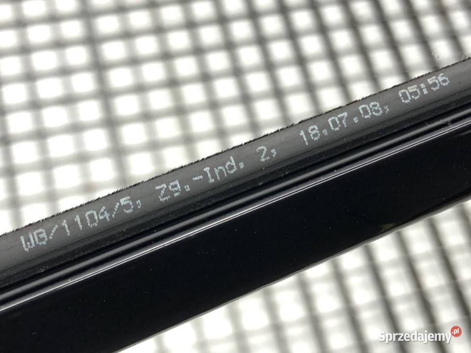 LISTWA ZGARNIAJĄCA TYŁ PRAWA BMW F01 sprzedam