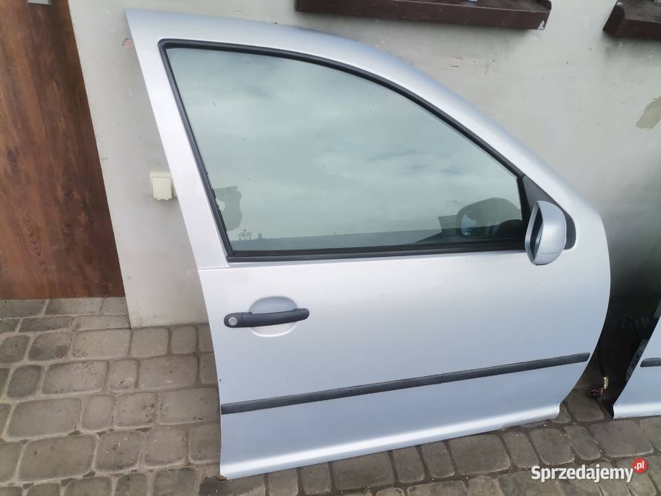 VOLKSWAGEN GOLF 4 IV 5D DRZWI PRAWY PRZÓD osobowe małopolskie