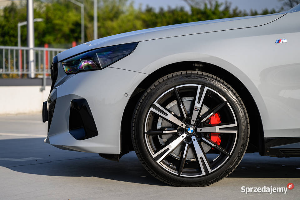 Wypozyczalnia samochodów Wynajem BMW serii 5 G60 Warszawa