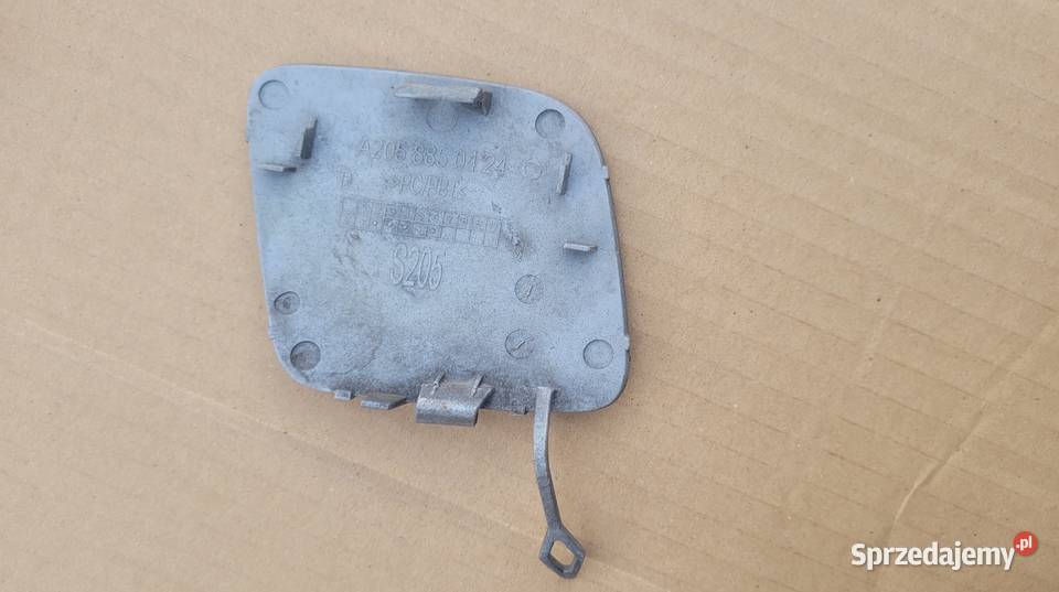 MERCEDES CKLASA W205 ZAŚLEPKA HAKA ZDERZAKA TYŁ śląskie