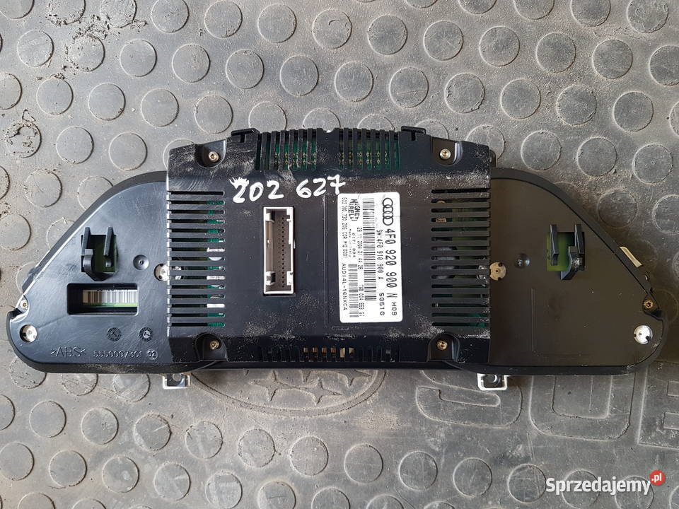 AUDI A6 C6 20 TDI LICZNIK ZEGAR 4F0920900N sprzedam