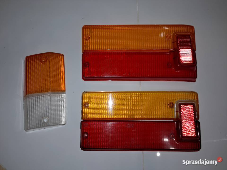 FIAT 125 P KLOSZE LAMPY PRAWEJ TYLNEJ KLOSZ osobowe Lampy tylne