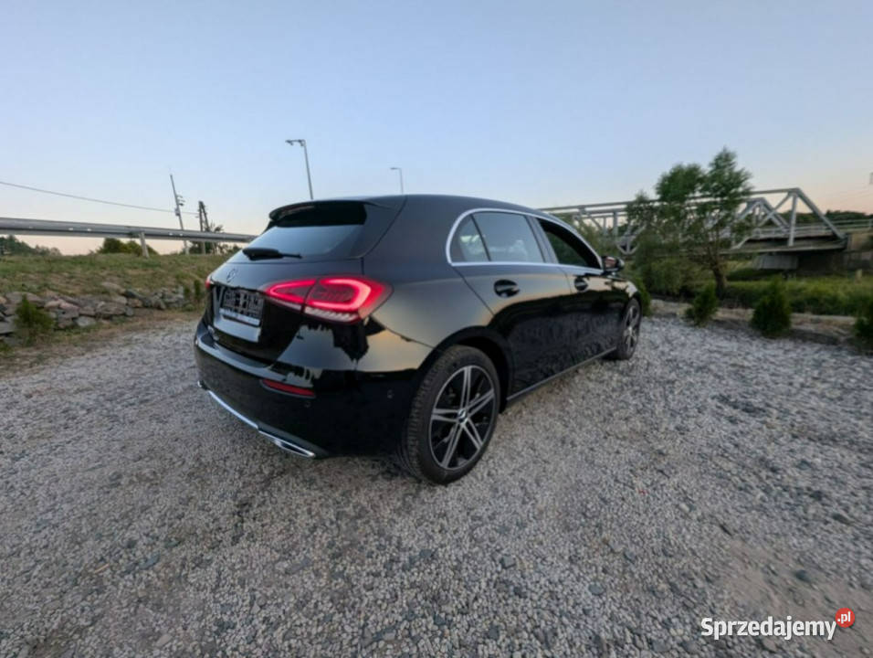 Mercedes A 200 W177 2018 lakier metallic Samochody osobowe