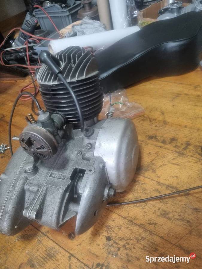 Silnik WSK g16 Krosno sprzedam