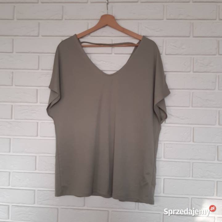 Bluzka TShirt wycięte plecy Chorzów