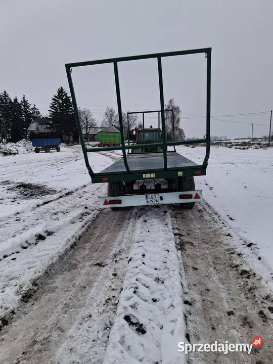 Przyczepa slomy skrzynio palet Mgoszcz