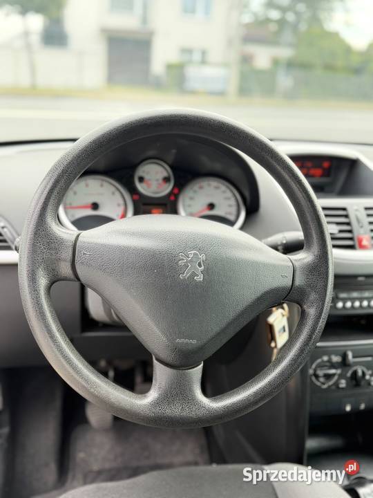 Peugeot 207 14 Benzyna 95 2008 r RATY śląskie Częstochowa