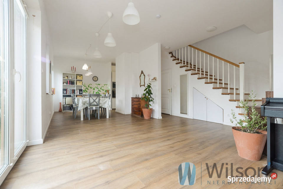 Dom szeregowy na sprzedaż 11814 metry Łomianki Rok budowy 2021 sprzedam