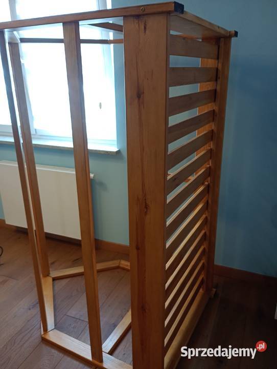 Sprzedam dwa łóżka dziewczynek chłopców pod