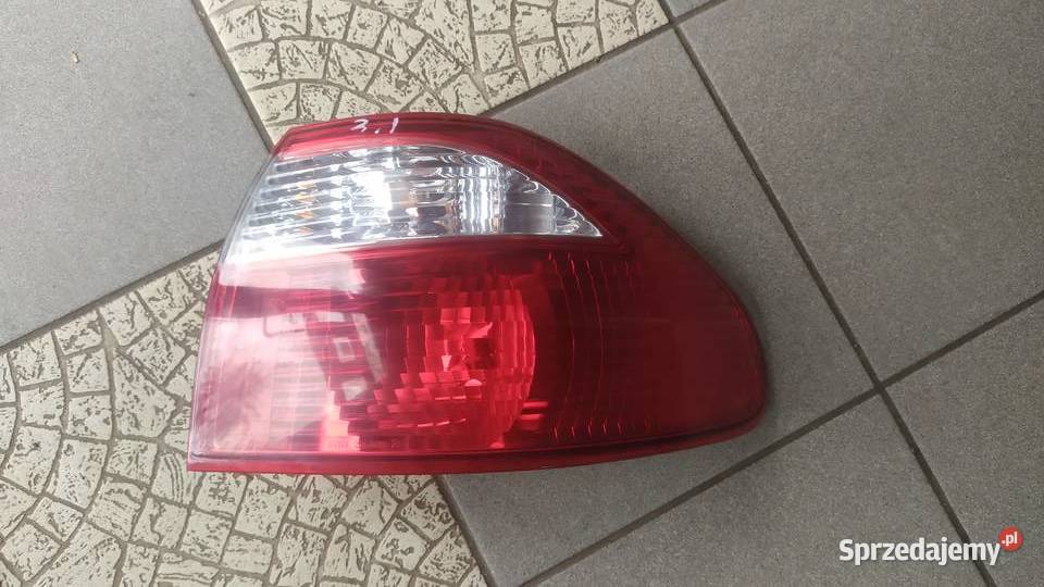 Mazda 626 HB 2000 2001 lampa tył prawa dolnośląskie Wrocław