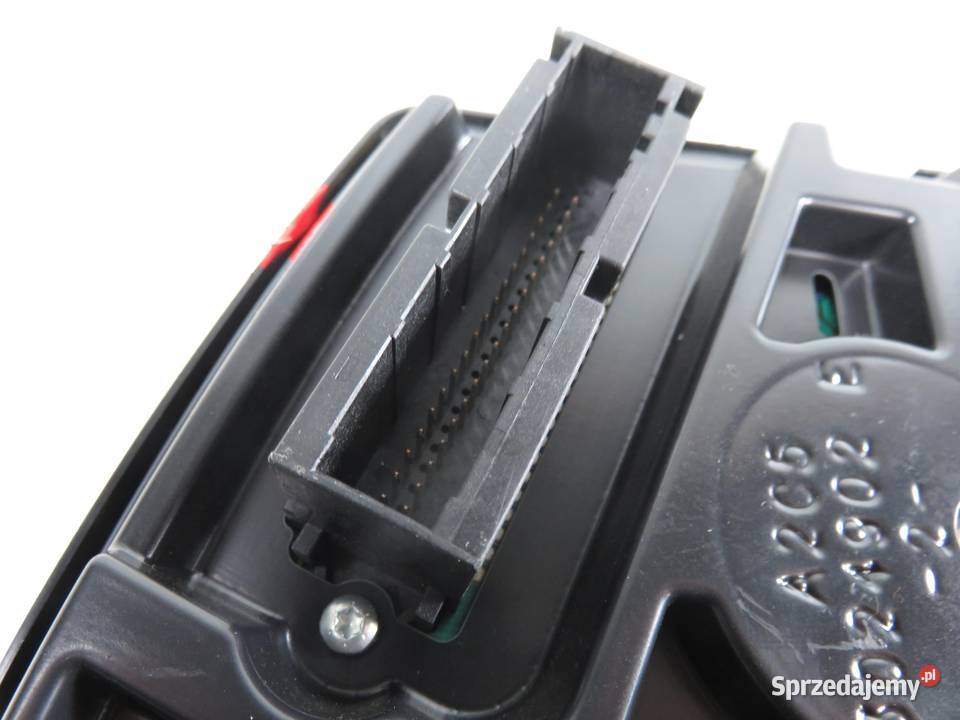 LICZNIK OPEL ASTRA III H A04 19 CDTI Z 19 DT