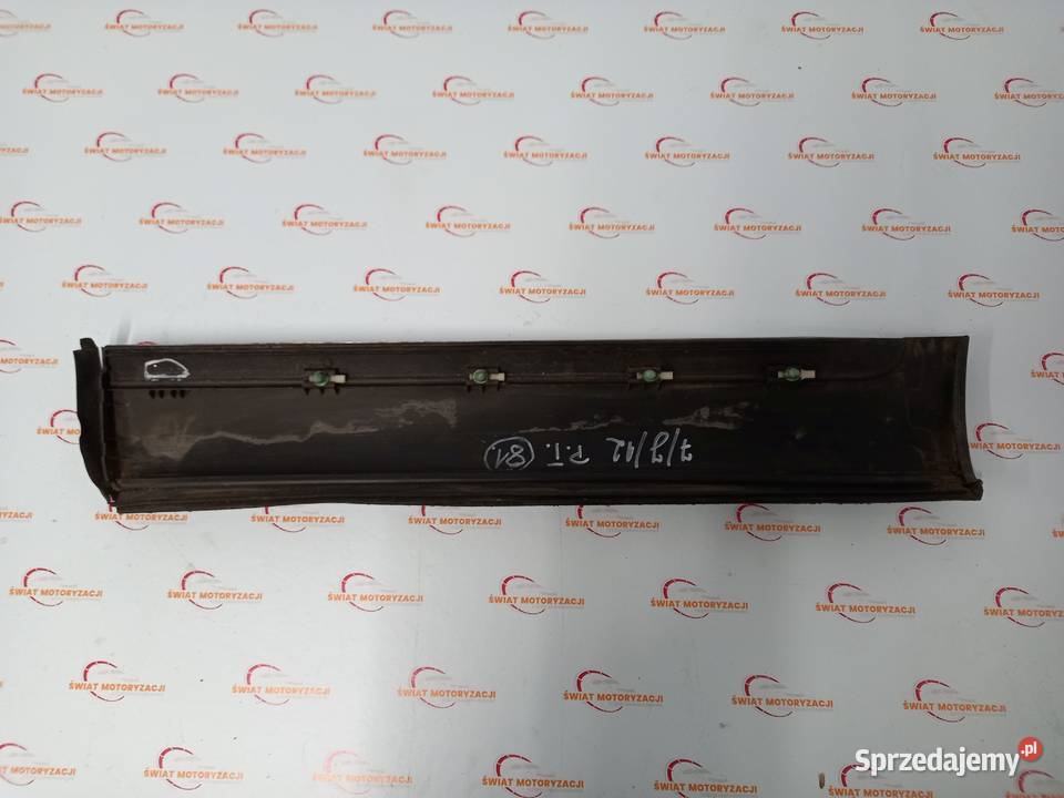 LISTWA DRZWI PRAWY TYŁ 7L6839788E VW TOUAREG 7L Kielce sprzedam