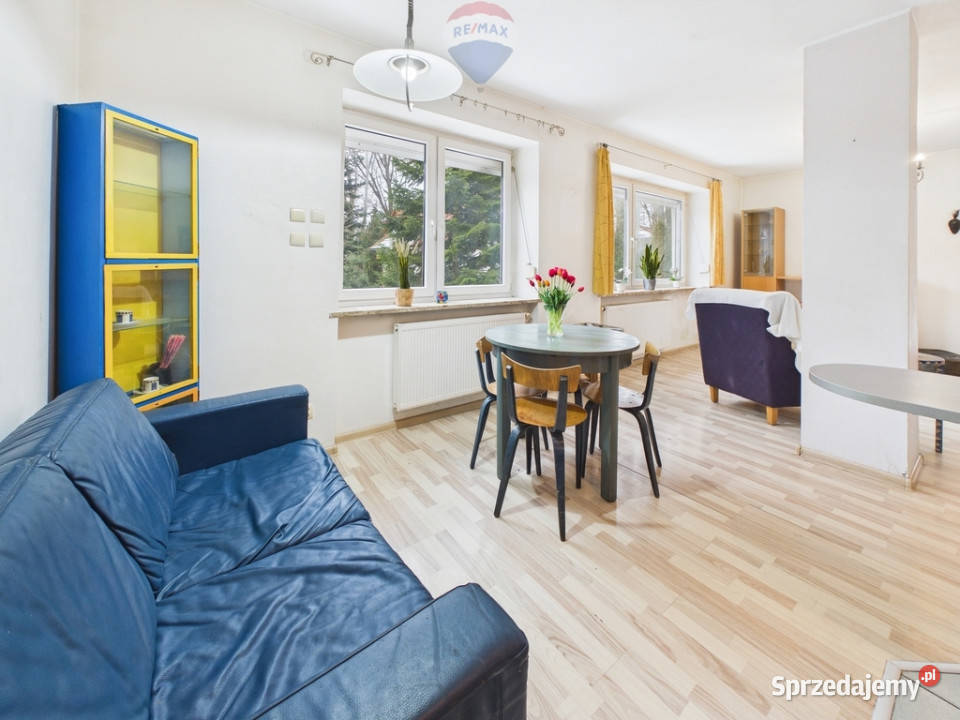 2 pokoje duże okna ogródek garaż piwnica Sprzedaż