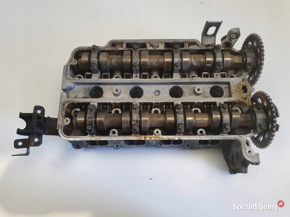 Opel Corsa D 12 16V GŁOWICA CYLINDRÓW A12XEP osobowe Janów