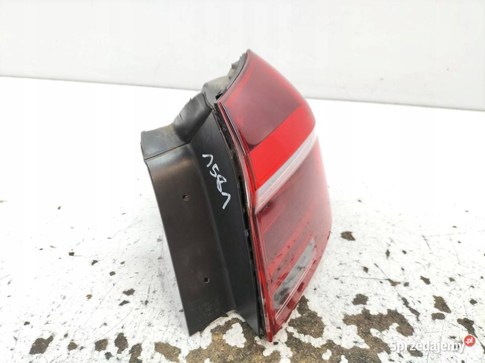 LAMPA TYŁ PRAWA SEDAN USA 561945208B VW świętokrzyskie