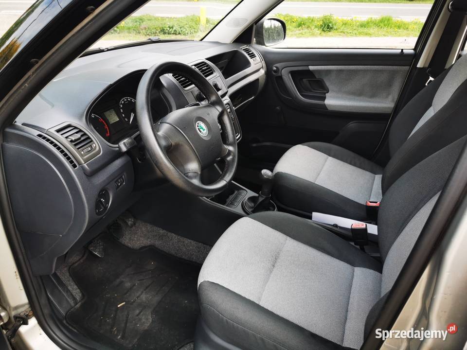 SKODA FABIA 2009R SUPER STAN Kowalin