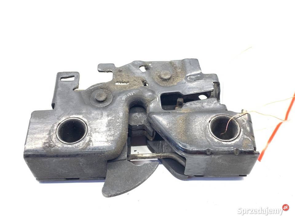 ZAMEK MASKI PRZÓD VW GOLF VII Hatchback