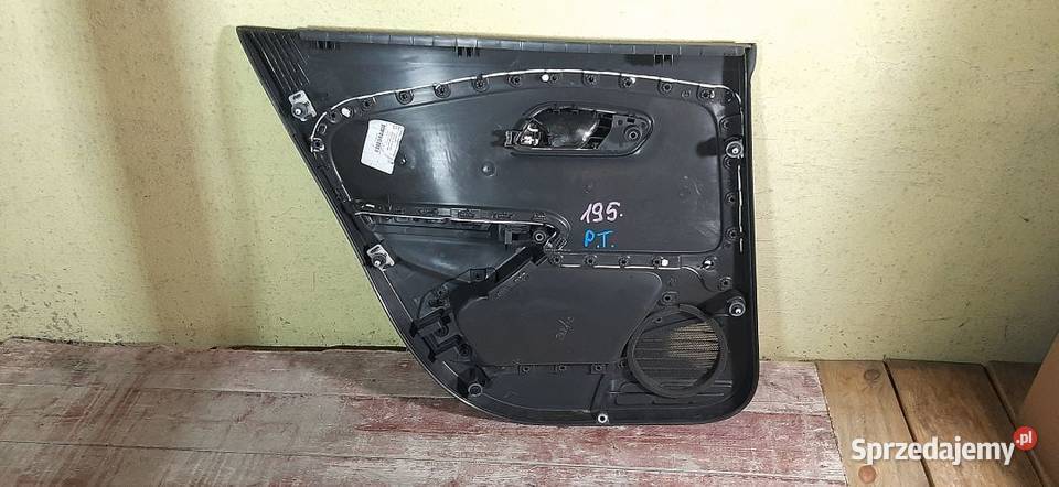 Boczek tapicerka drzwi prawy tył VW Polo 6R Włoszczowa
