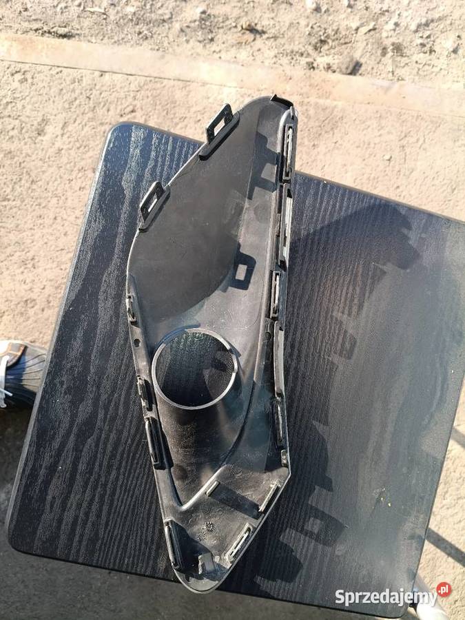 Zaślepka halogenu z chromem lewa peugeot 308 Atrapy Bystrzyca Kłodzka