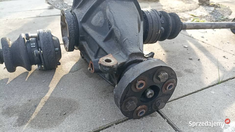 Dyferencjał i półosie Mercedes W124 20E mazowieckie Radom sprzedam