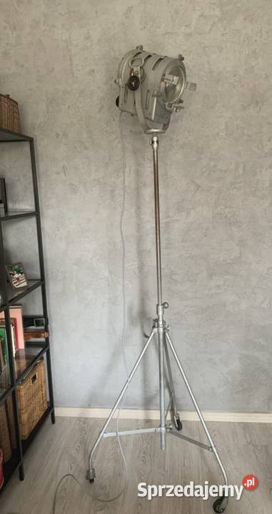 Lampa Spefika PRL teatralno filmowa loft 1963 R Meble Poznań
