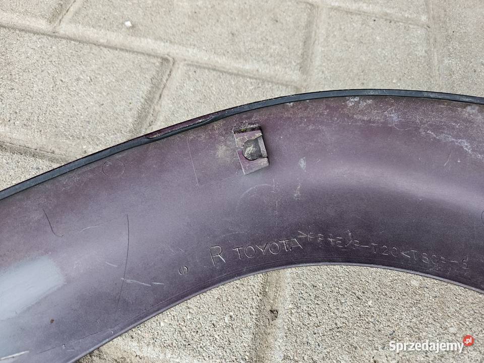 TOYOTA COROLLA VERSO SPOILER HOKEJ PRAWY osobowe Międzychód sprzedam