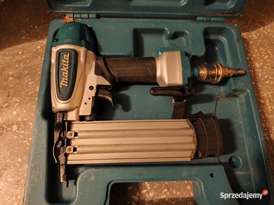 Sprzedam Gwoździarkę Makita Plus kompresor Black Gwoździarki pomorskie