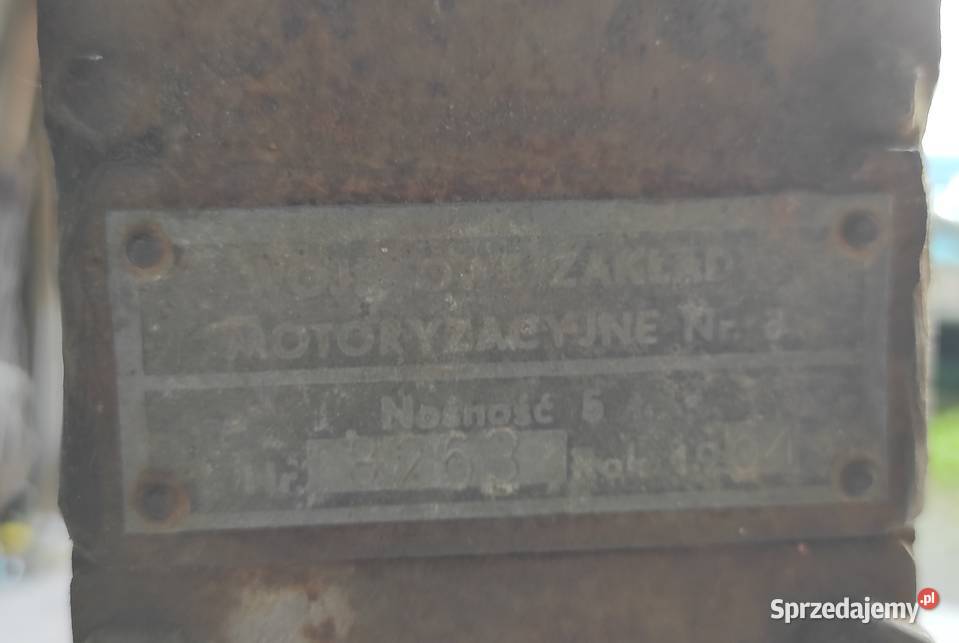 Zabytkowy lewarek podnośnik kolejowy z 1964 roku Łobez