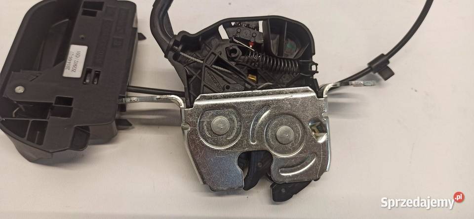 MERCEDES W205 ZAMEK KANAPY PRAWY A2059205000 osobowe